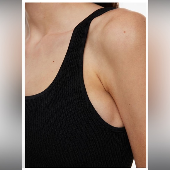 Babaton Sculpt Knit Squareneck Cropped Tank - Black size Small - Picture 3 of 5